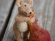 brown-mouse-with-blanket